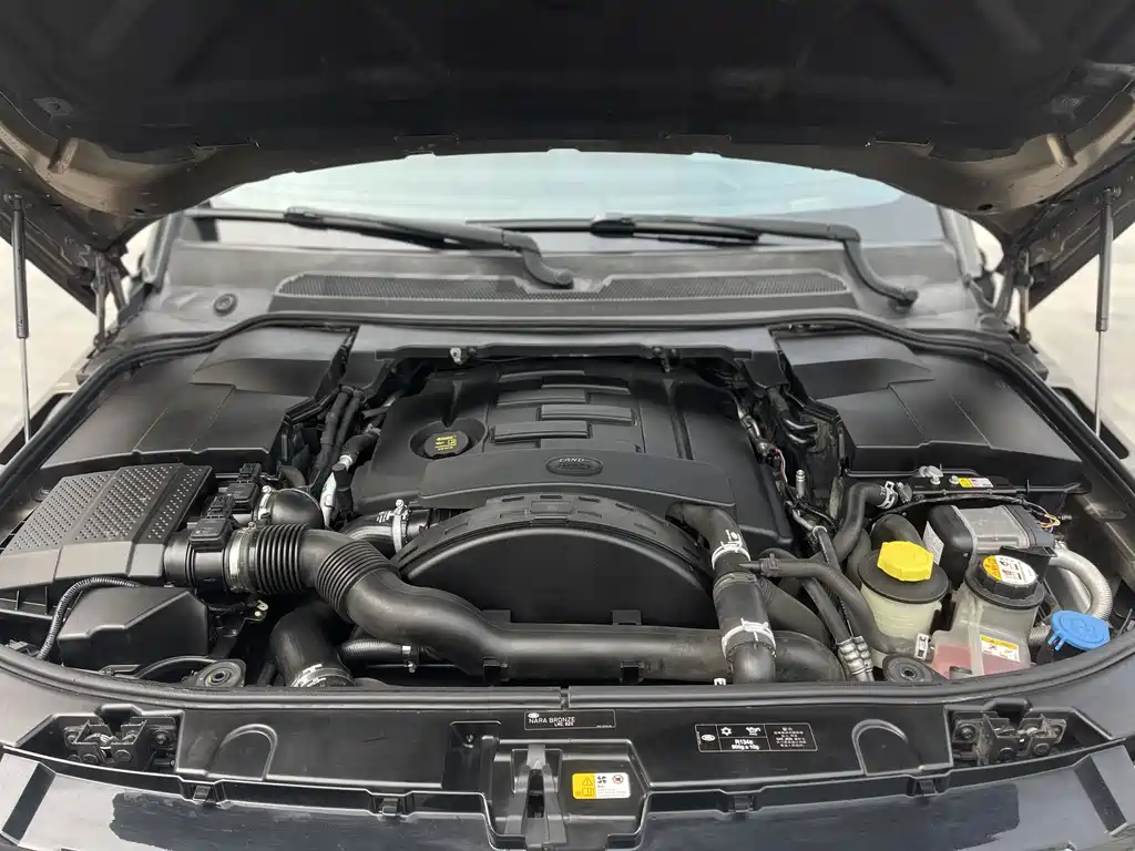 Land Rover Discovery 2014 3.0 SDV6 HSE Diesel 2014 - thumbnail 19