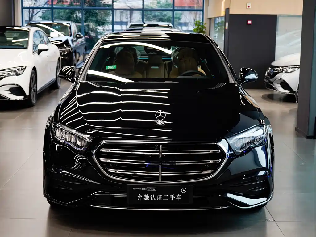 Mercedes-Benz Mercedes-Benz E-Class 2024 E 350 e L Plug-in Hybrid Sports Sedan 2025 - thumbnail 2