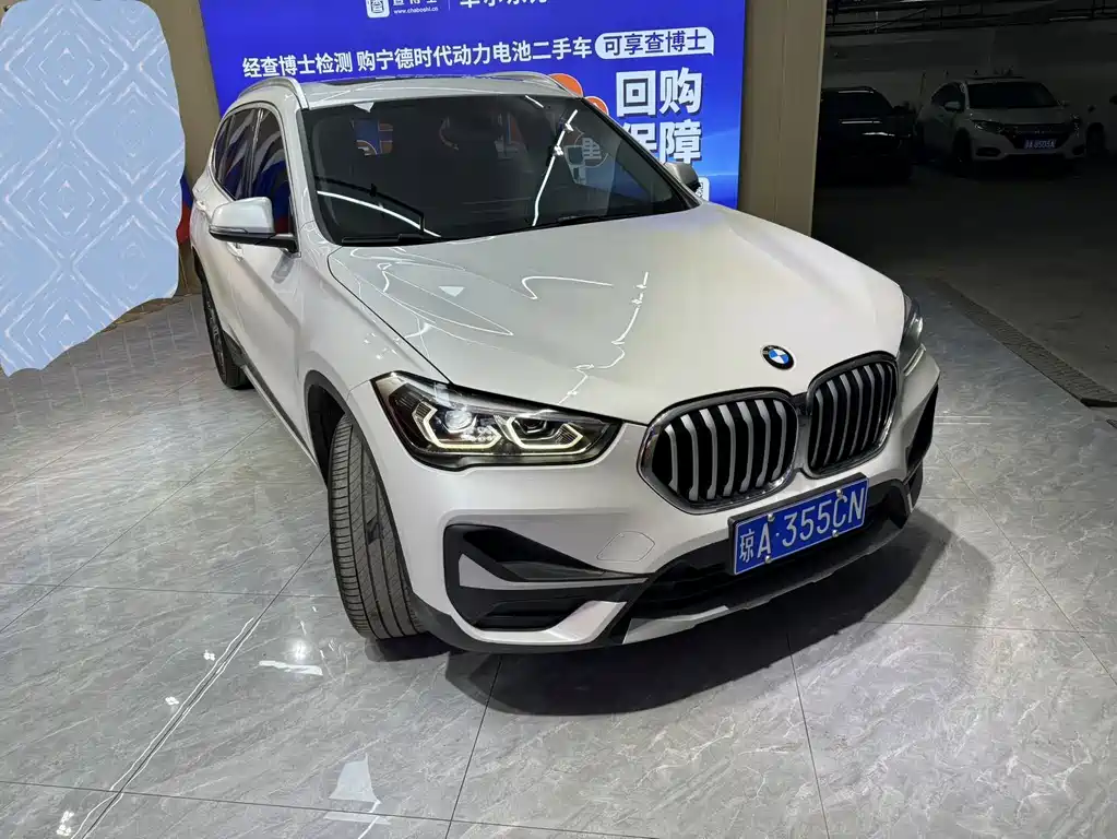 BMW BMW X1 2022 sDrive20Li Fashion Edition 2022 - thumbnail 3