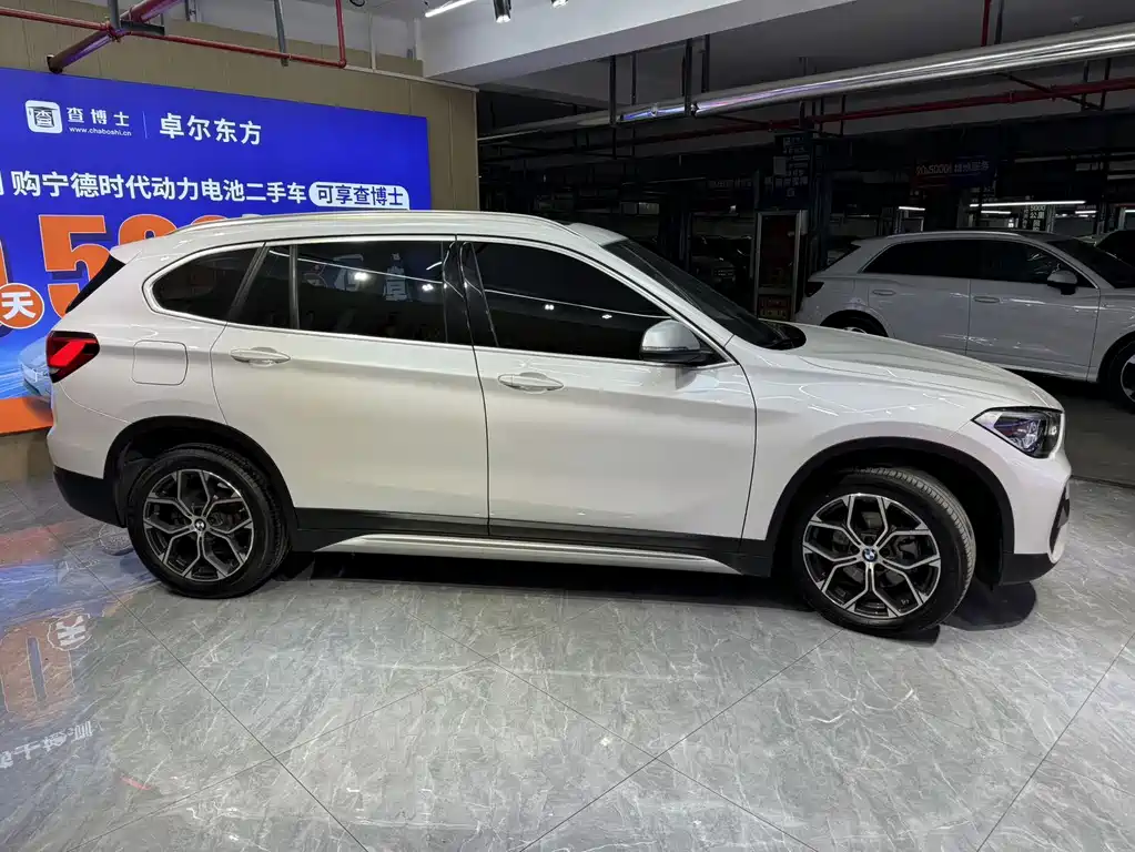 BMW BMW X1 2022 sDrive20Li Fashion Edition 2022 - thumbnail 5