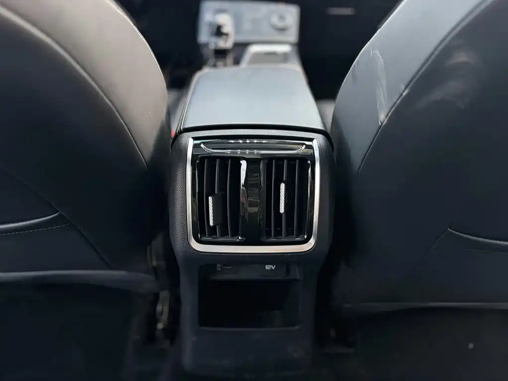 Bestune Bestune B70 2021 1.5T Automatic Enjoy Edition 2021 - thumbnail 11