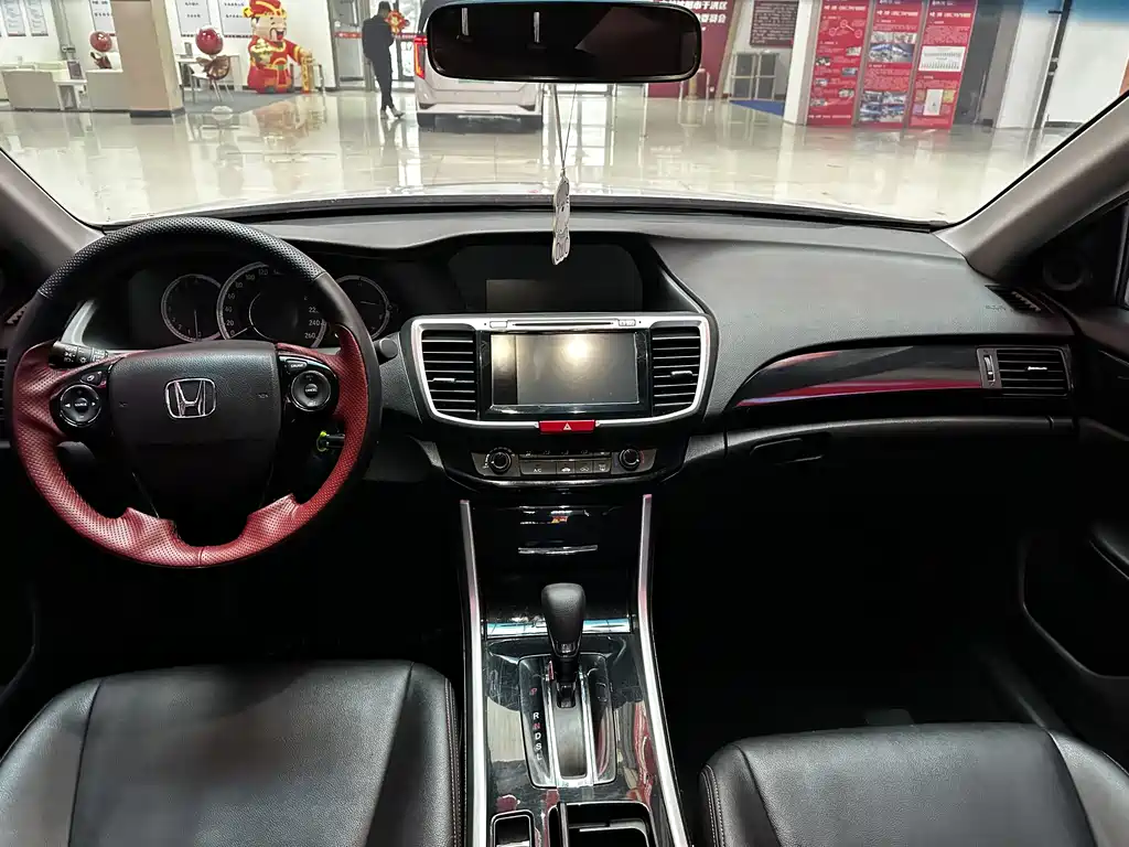 Honda Honda Accord 2016 2.0L Comfort Edition 2016 - thumbnail 4