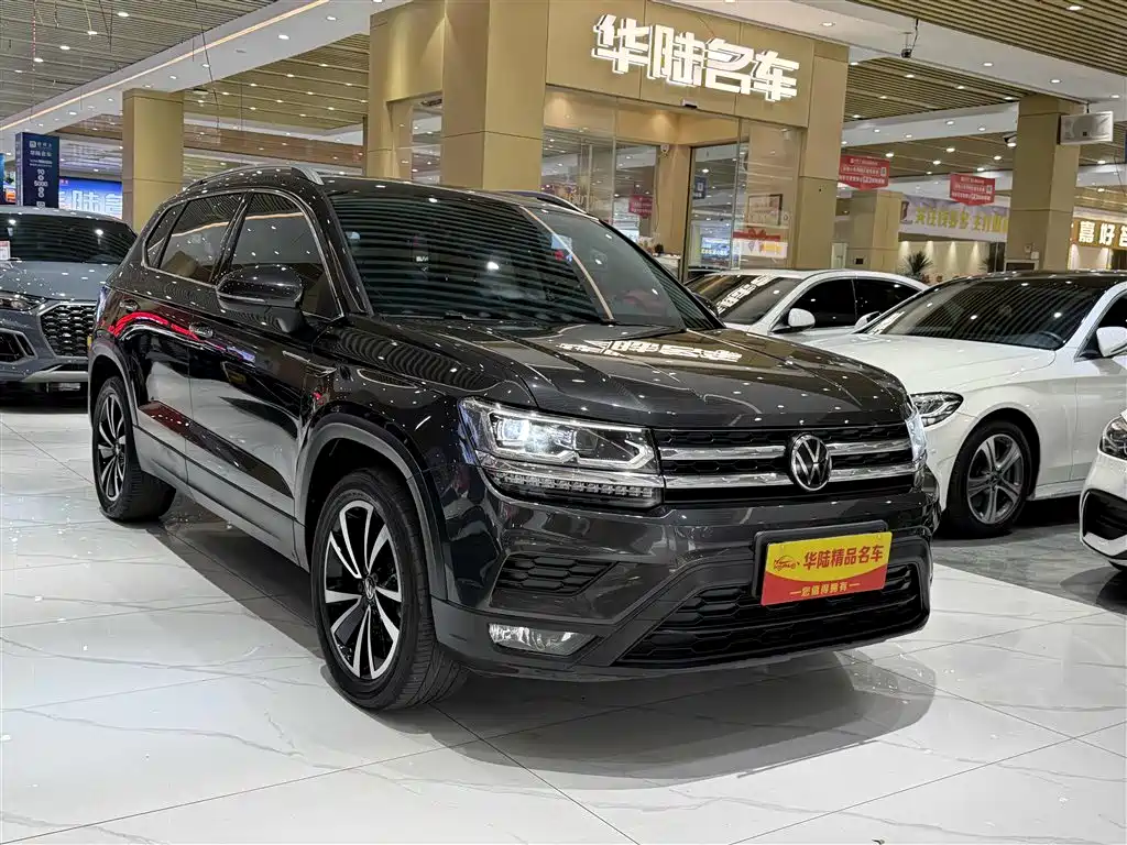Volkswagen Tharu 2022 280TSI 2WD Luxury Edition 2023 - thumbnail 3