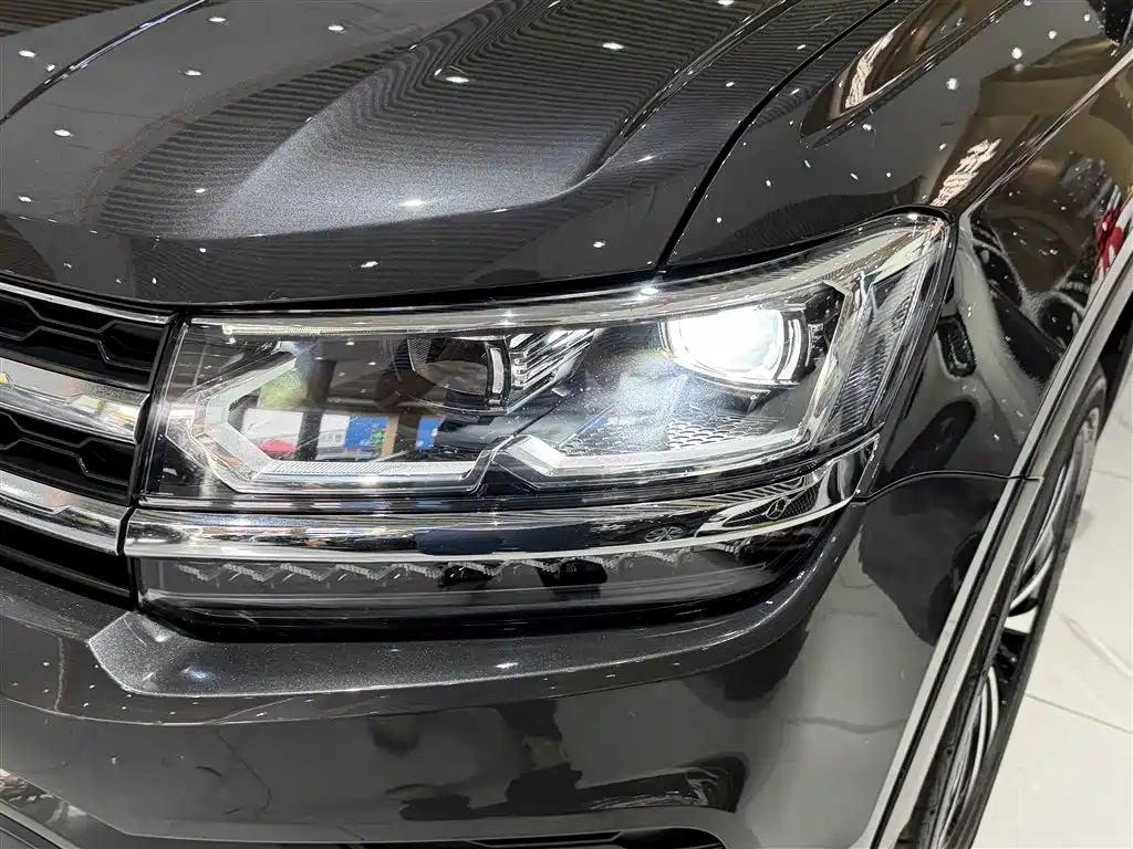 Volkswagen Tharu 2022 280TSI 2WD Luxury Edition 2023 - thumbnail 7