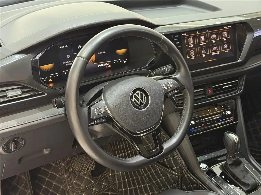 Volkswagen Tharu 2022 280TSI 2WD Luxury Edition 2023 - thumbnail 15