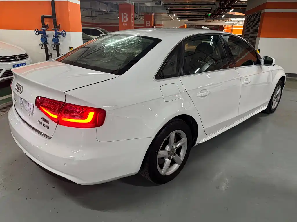 Audi Audi A4L 2012 2.0 TFSI Automatic Comfort Model 2012 - thumbnail 7