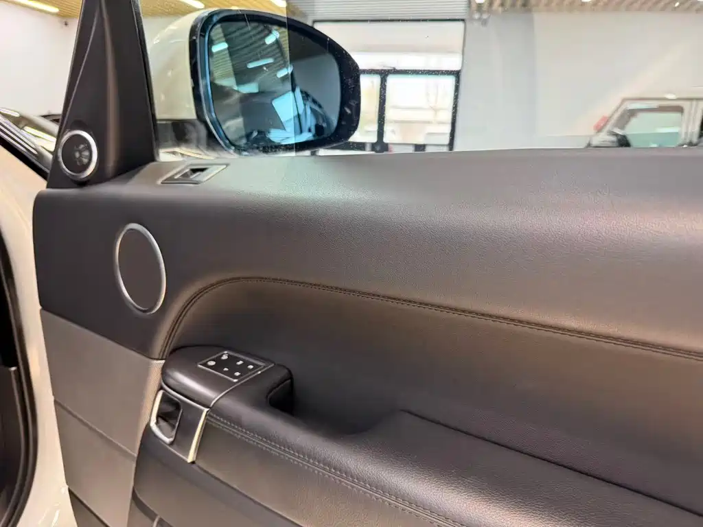 Land Rover Range Rover Sport 2016 3.0 SC V6 HSE 2016 - thumbnail 15