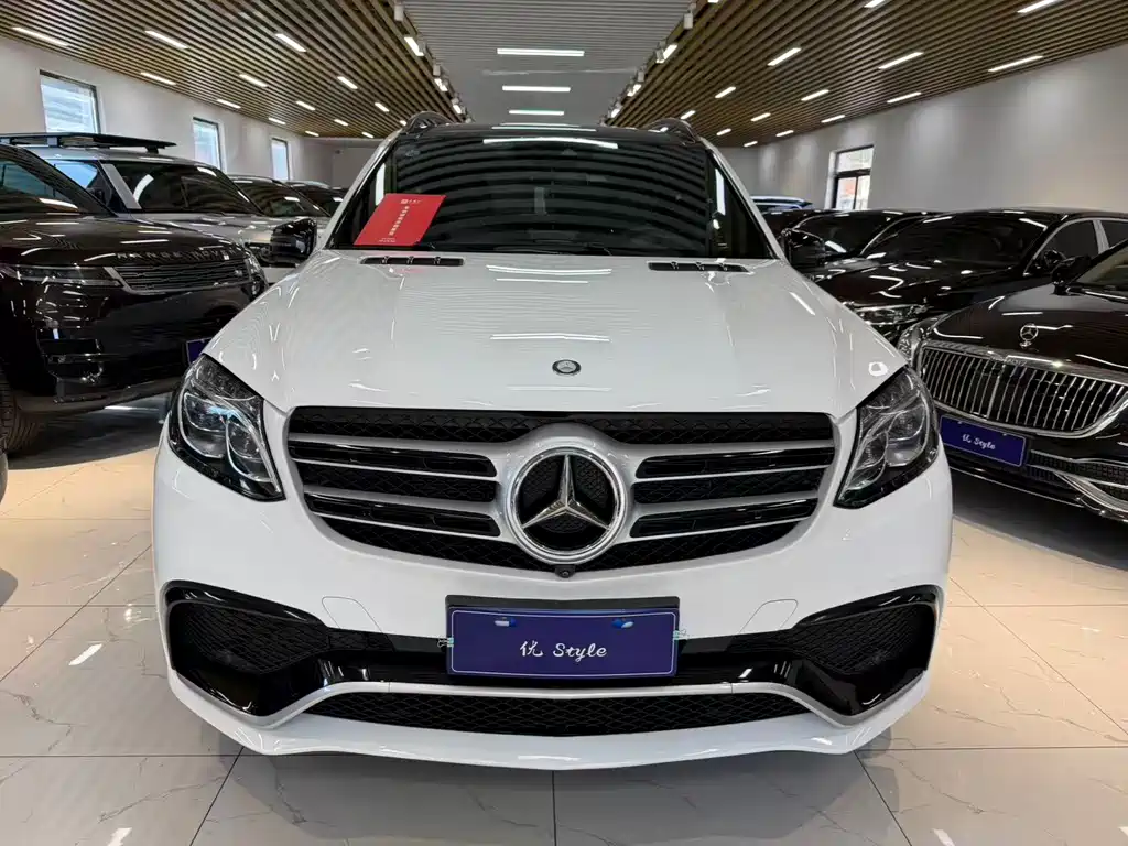 Mercedes-Benz Mercedes-Benz GLS 2017 GLS 400 4MATIC Luxury Edition 2017 - thumbnail 2