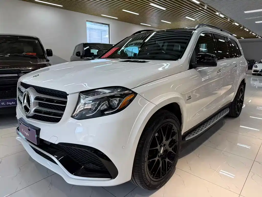 Mercedes-Benz Mercedes-Benz GLS 2017 GLS 400 4MATIC Luxury Edition 2017 - thumbnail 3