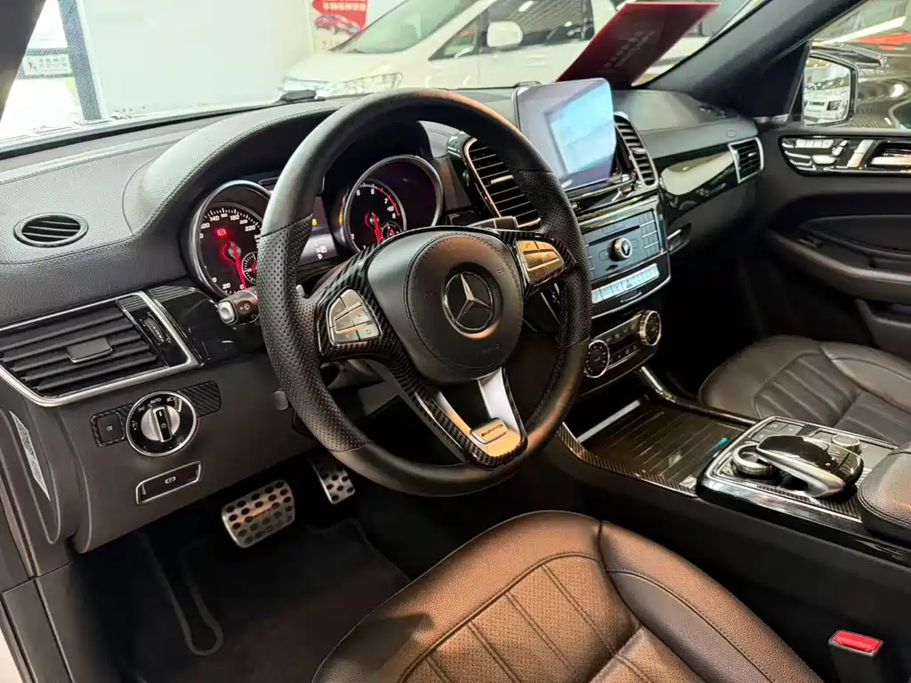 Mercedes-Benz Mercedes-Benz GLS 2017 GLS 400 4MATIC Luxury Edition 2017 - thumbnail 9