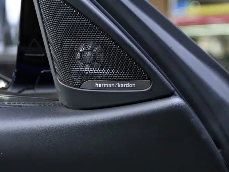 BMW BMW M4 2017 M4 Coupe Fan Limited Edition 2018 - thumbnail 12