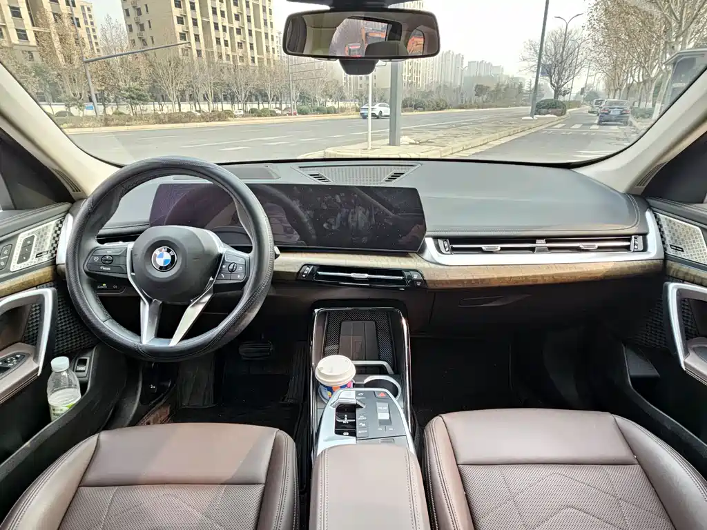 BMW BMW X1 2024 xDrive25Li M Sport Package 2024 - thumbnail 14