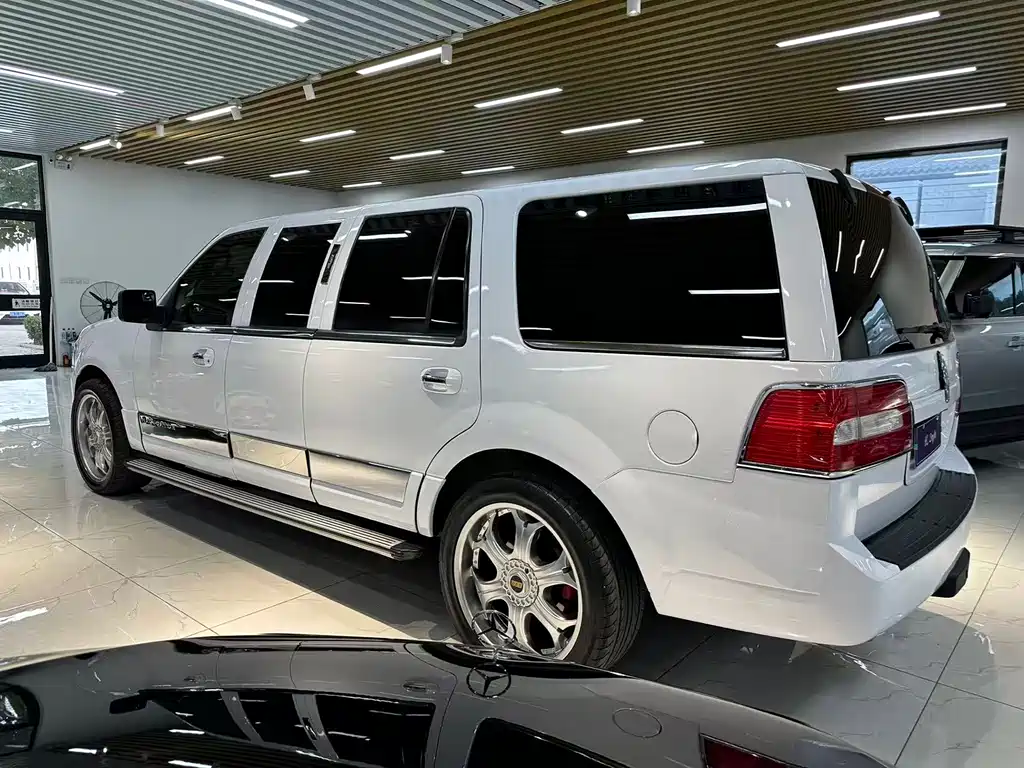 Lincoln Lincoln Navigator 2005 5.4L 2008 - thumbnail 6
