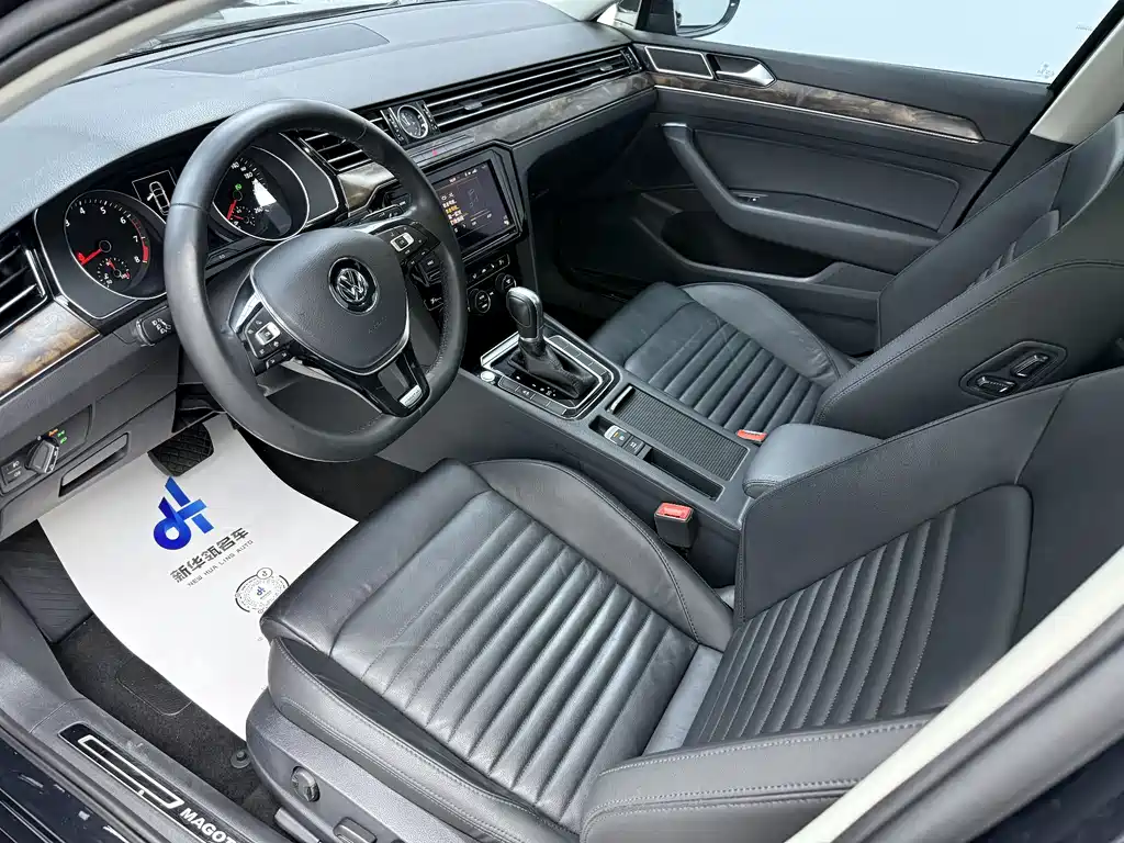 Volkswagen Magotan 2019 330TSI DSG Luxury Model VI 2019 - thumbnail 10