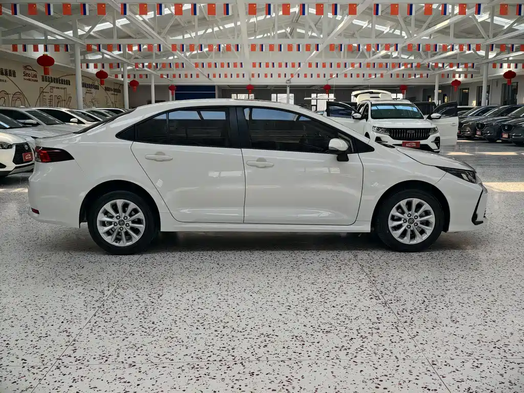 Toyota Toyota Corolla 2021 1.2T S-CVT Premium Plus Edition 2022 - thumbnail 4