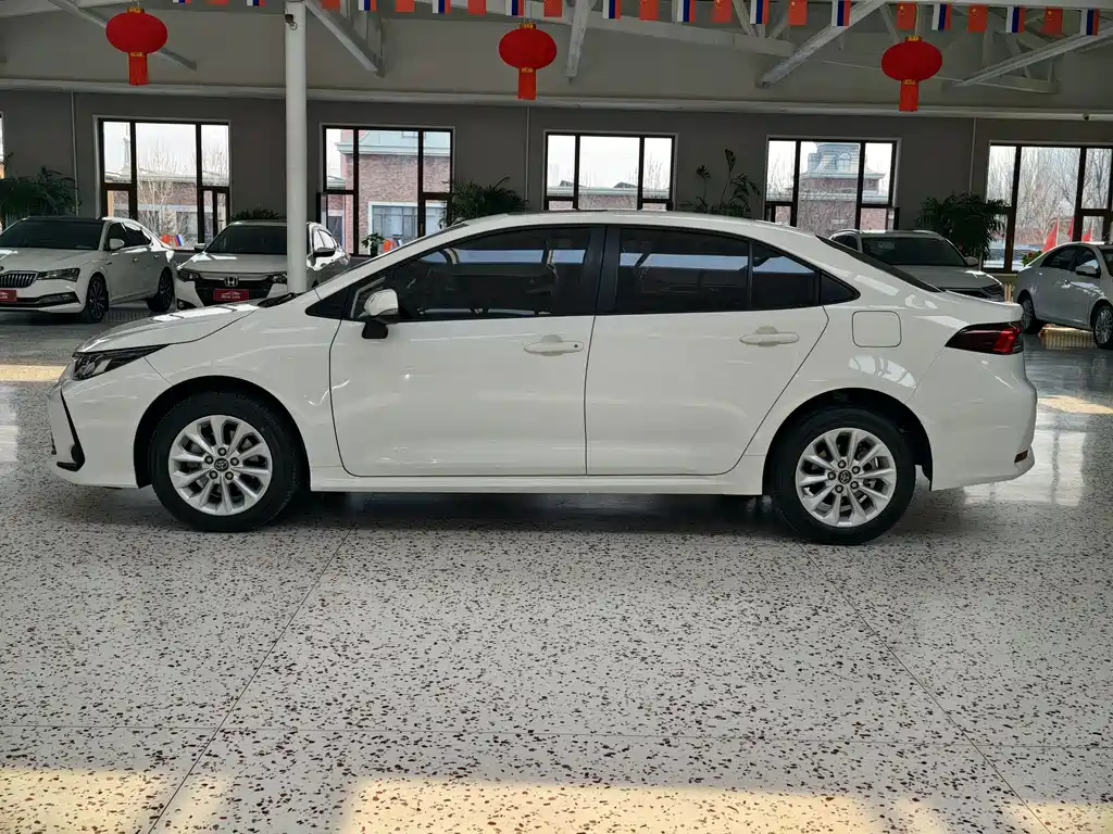 Toyota Toyota Corolla 2021 1.2T S-CVT Premium Plus Edition 2022 - thumbnail 5