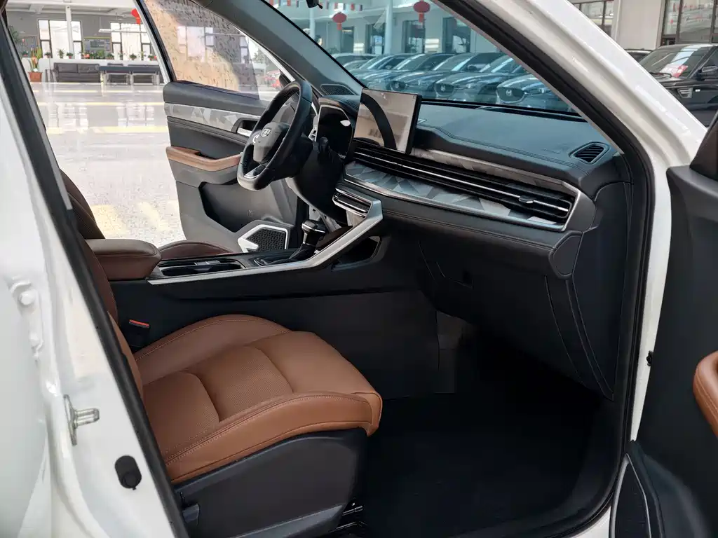 Geely Auto Geely Emgrand X6 2021 PRO 1.4T Automatic Premium 2022 - thumbnail 12