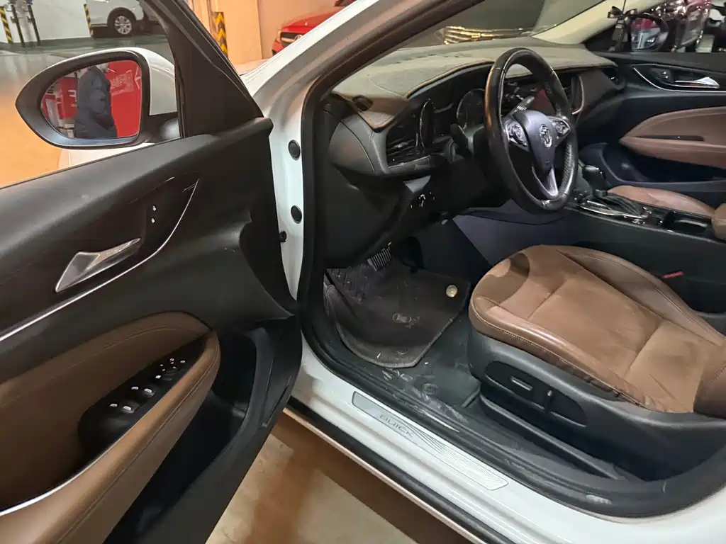 Buick Buick Regal 2019 20T Essential Edition China V 2018 - thumbnail 6