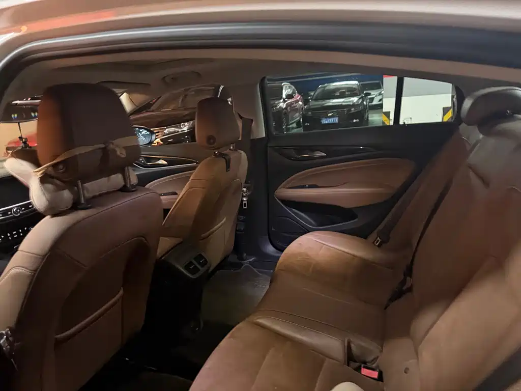 Buick Buick Regal 2019 20T Essential Edition China V 2018 - thumbnail 7