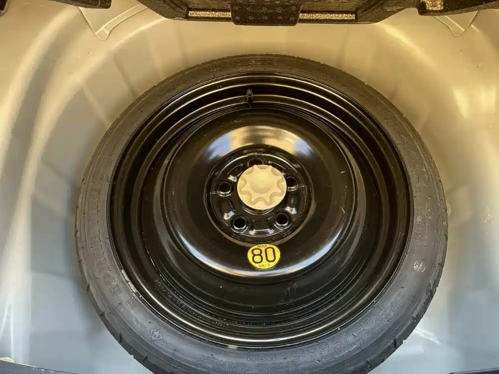 Toyota Toyota Corolla 2019 1.2T S-CVT GL Pioneer Edition 2021 - thumbnail 11