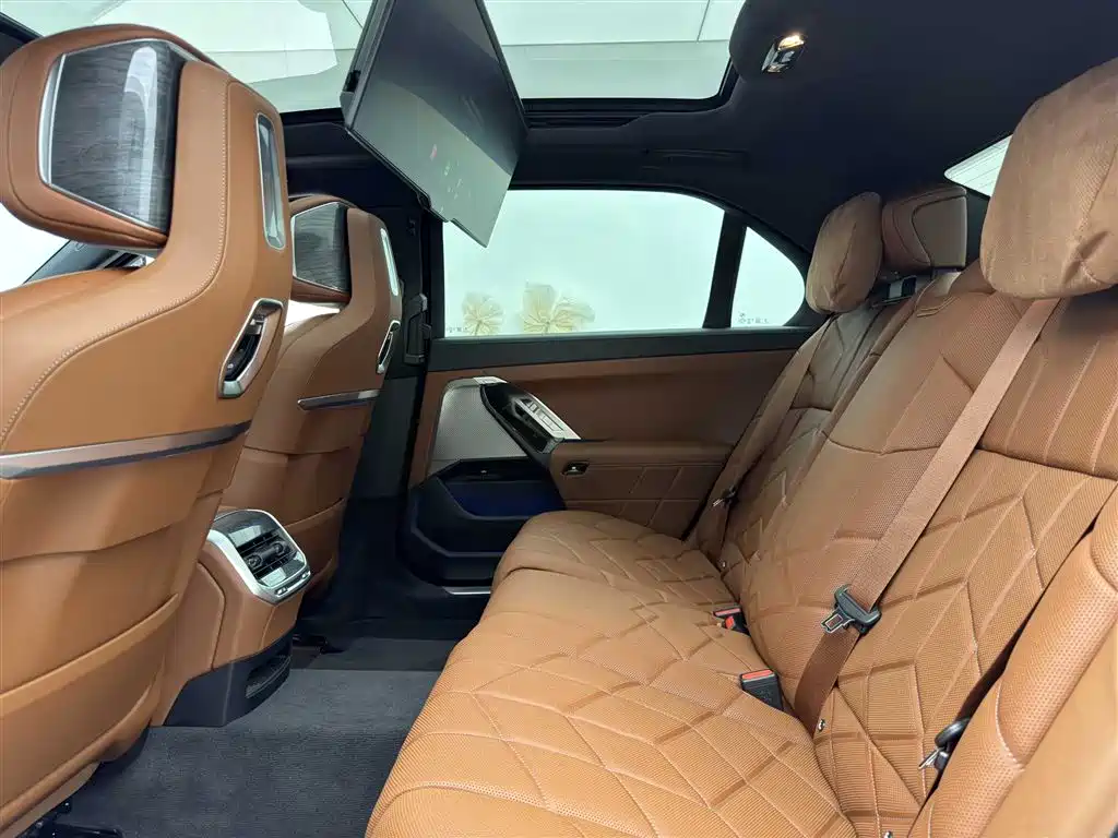 BMW BMW i7 2023 eDrive50L M Sport Executive Package 2025 - thumbnail 8