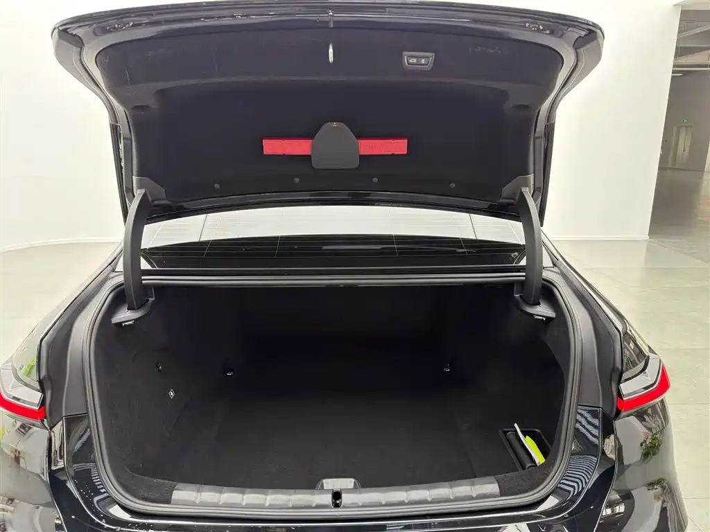 BMW BMW i7 2023 eDrive50L M Sport Executive Package 2025 - thumbnail 26