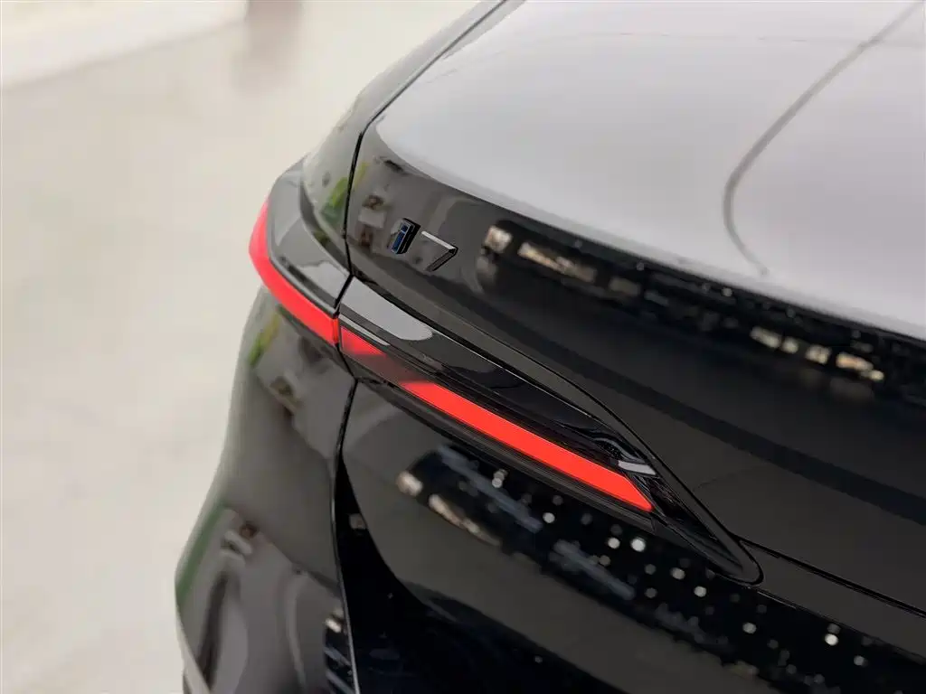 BMW BMW i7 2023 eDrive50L M Sport Executive Package 2025 - thumbnail 28