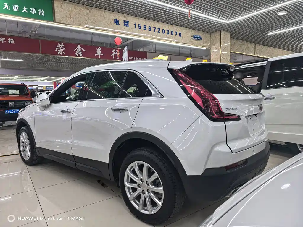 Cadillac Cadillac XT4 2023 28T FWD Fashion Edition 2023 - thumbnail 7