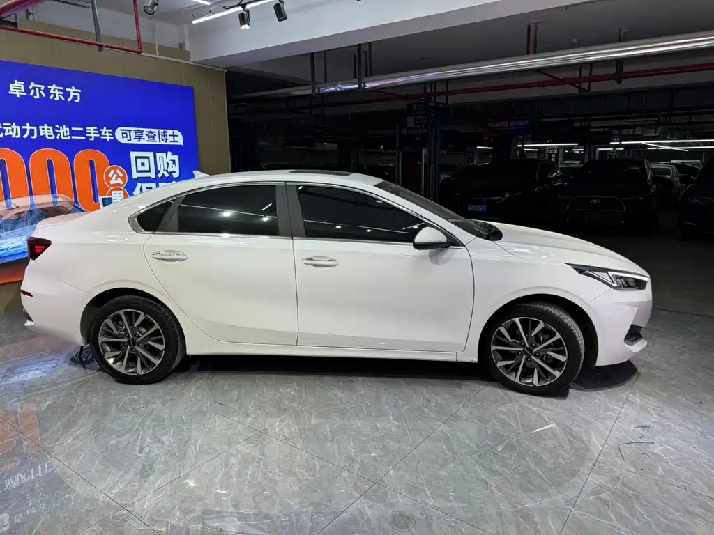 Kia Kia K3 2021 1.5L CVT Fashion Edition 2021 - thumbnail 2