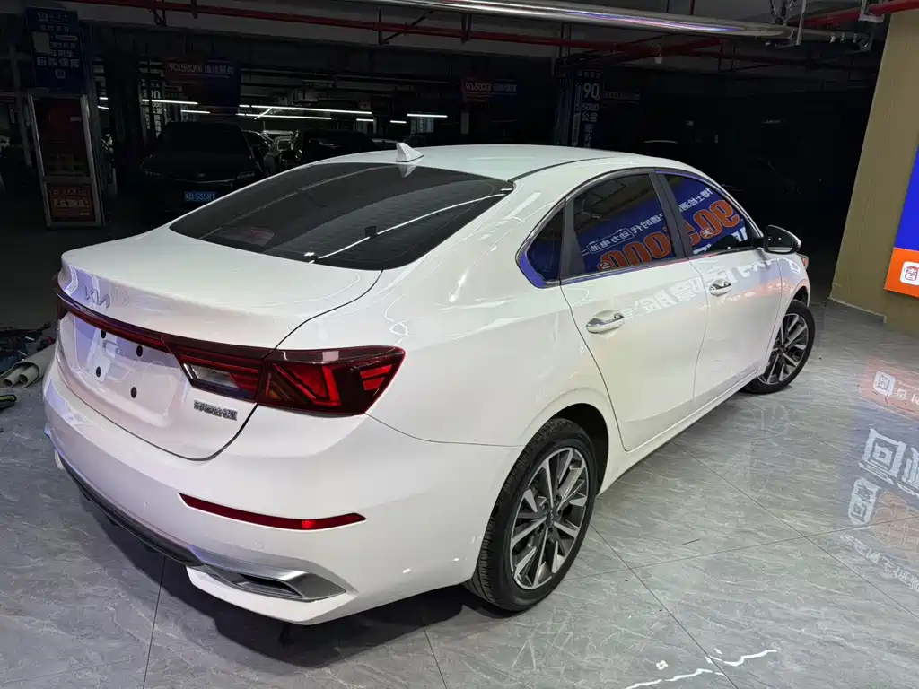 Kia Kia K3 2021 1.5L CVT Fashion Edition 2021 - thumbnail 3