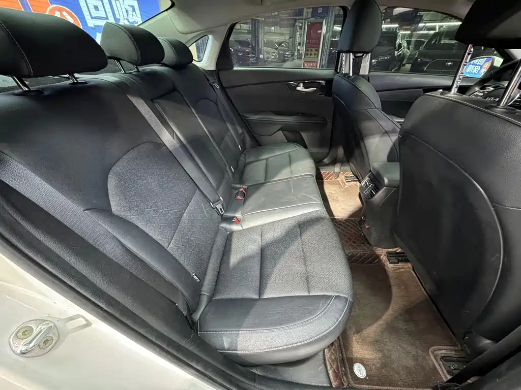 Kia Kia K3 2021 1.5L CVT Fashion Edition 2021 - thumbnail 18