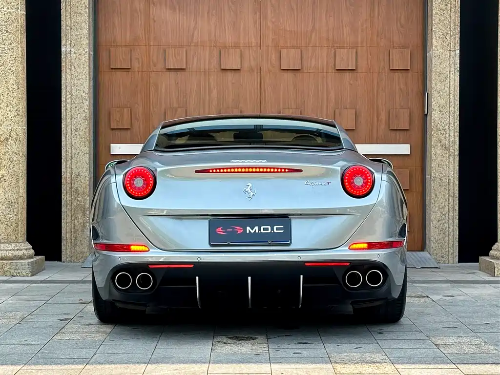 Ferrari Ferrari California T 2015 3.9T Standard 2016 - thumbnail 6