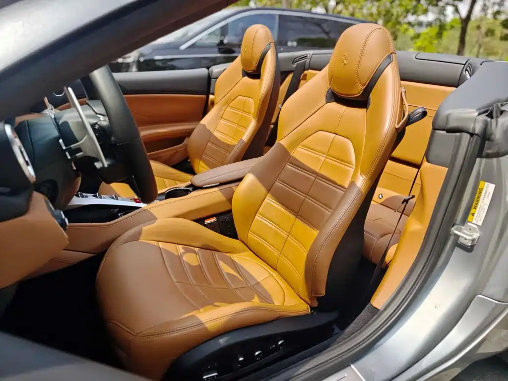 Ferrari Ferrari California T 2015 3.9T Standard 2016 - thumbnail 7