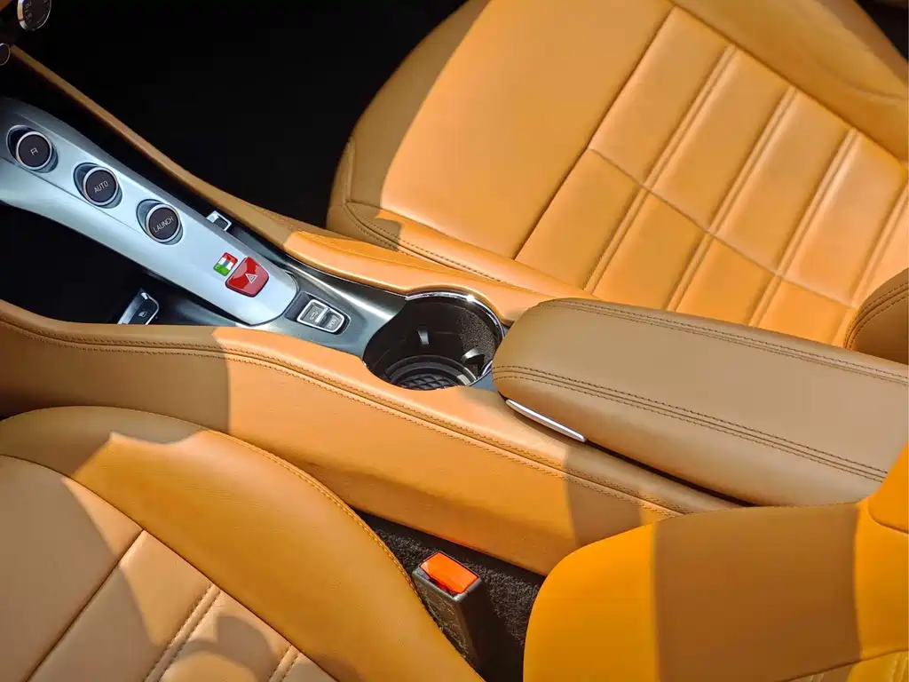 Ferrari Ferrari California T 2015 3.9T Standard 2016 - thumbnail 16