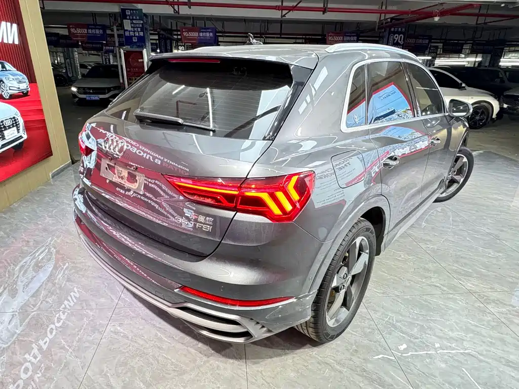 Audi Audi Q3 2022 35 TFSI Fashion Dynamic Edition 2022 - thumbnail 4