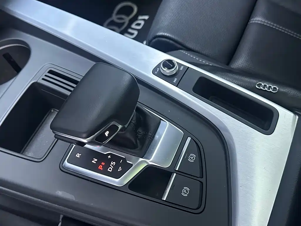 Audi Audi A4L 2022 45 TFSI quattro Premium Dynamic Edition 2022 - thumbnail 7
