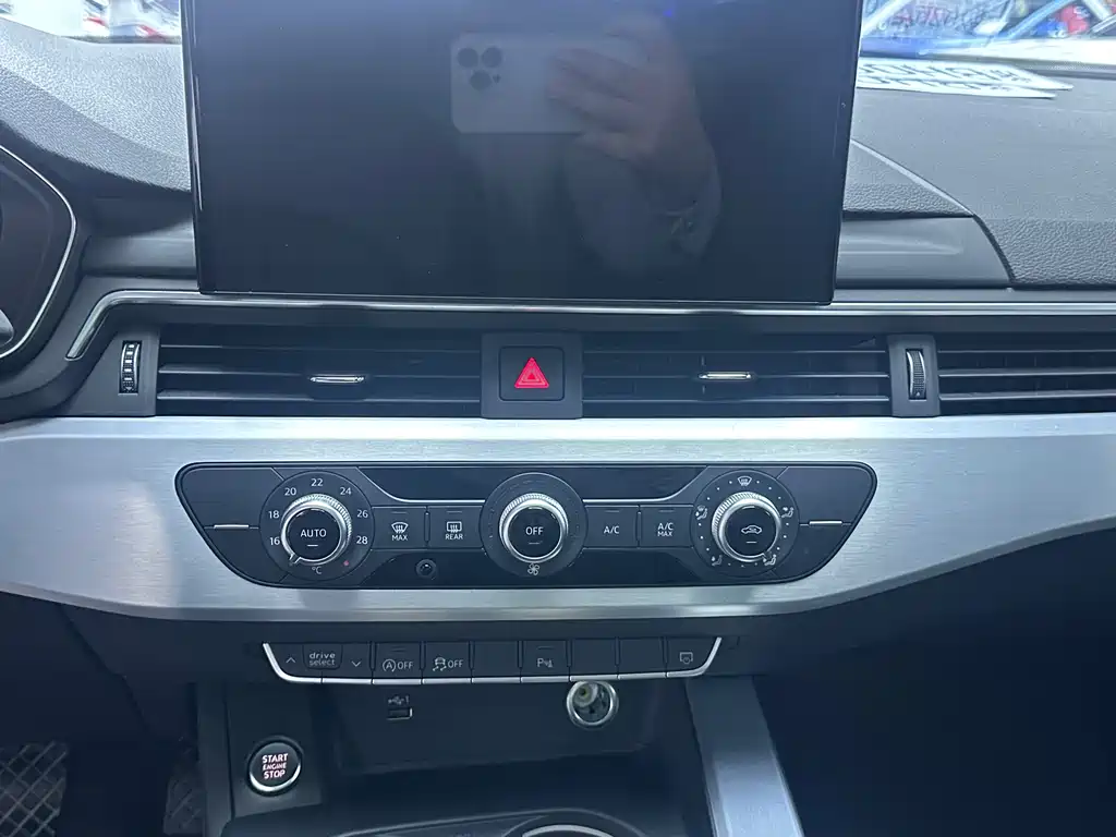Audi Audi A4L 2022 45 TFSI quattro Premium Dynamic Edition 2022 - thumbnail 8