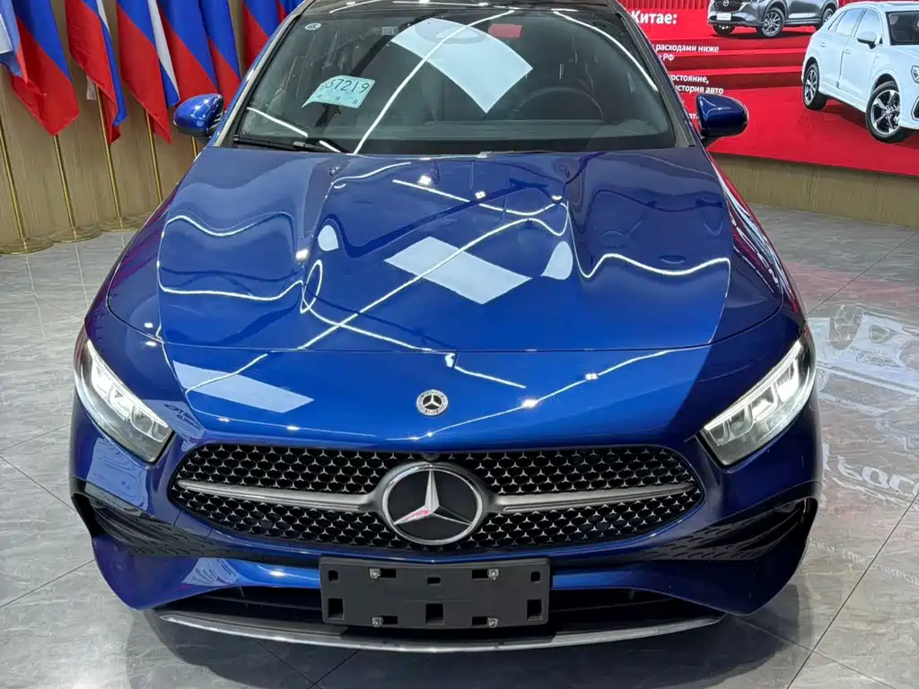 Mercedes-Benz Mercedes-Benz A-Class 2023 A 180 L 2023 - thumbnail 2