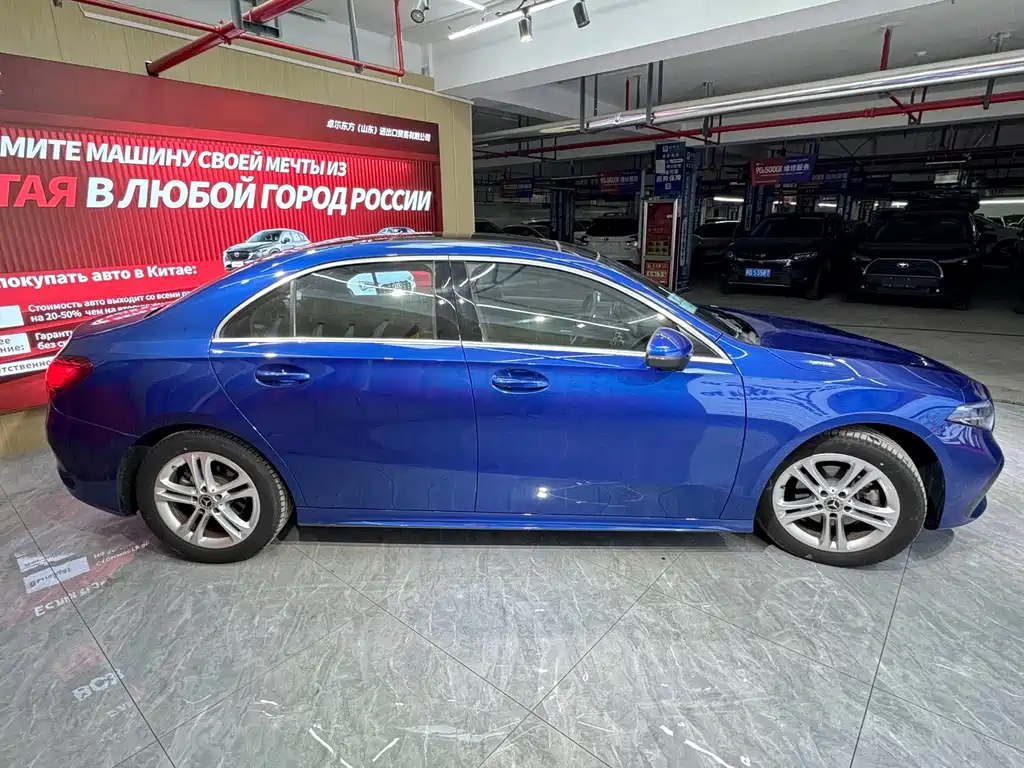 Mercedes-Benz Mercedes-Benz A-Class 2023 A 180 L 2023 - thumbnail 3