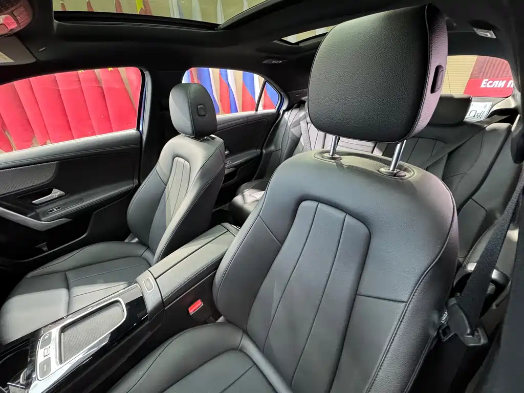 Mercedes-Benz Mercedes-Benz A-Class 2023 A 180 L 2023 - thumbnail 6