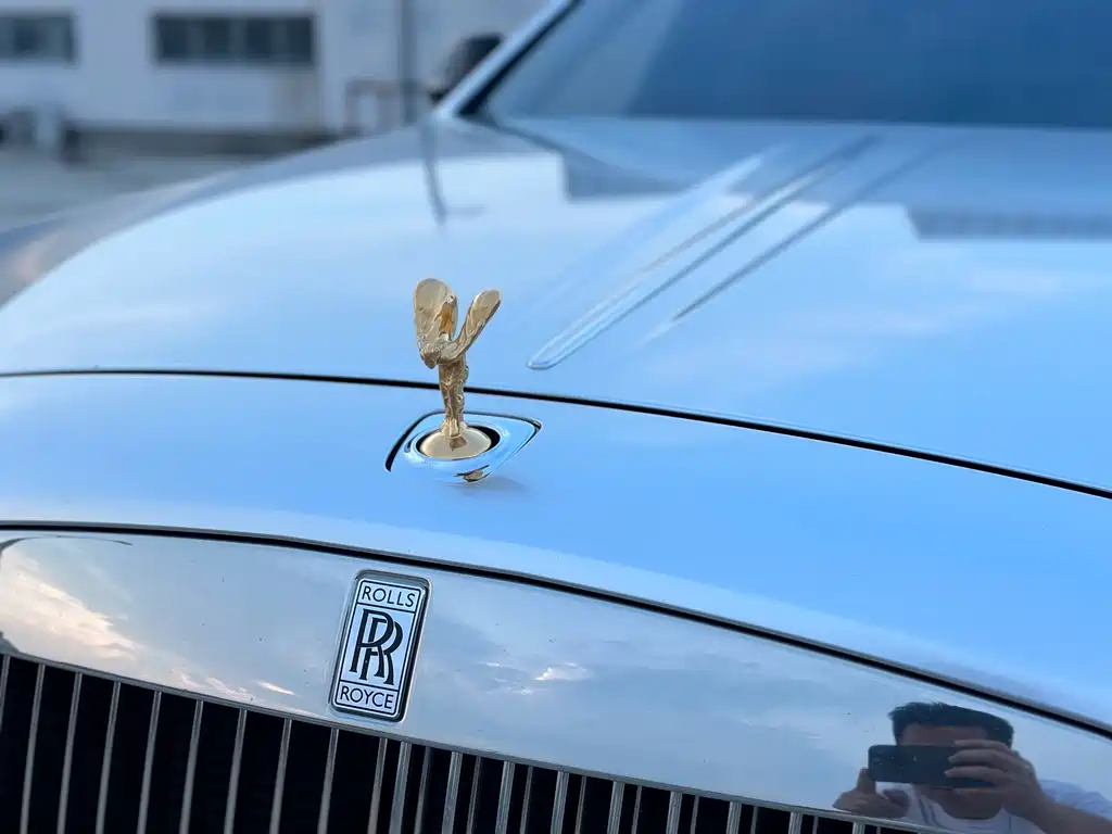 Rolls-Royce Ghost 2014 6.6T Black Badge 2016 - thumbnail 4