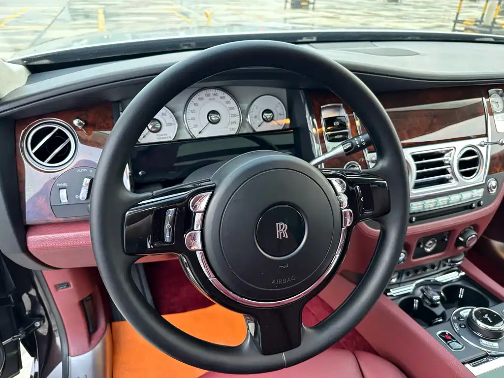 Rolls-Royce Ghost 2014 6.6T Black Badge 2016 - thumbnail 13