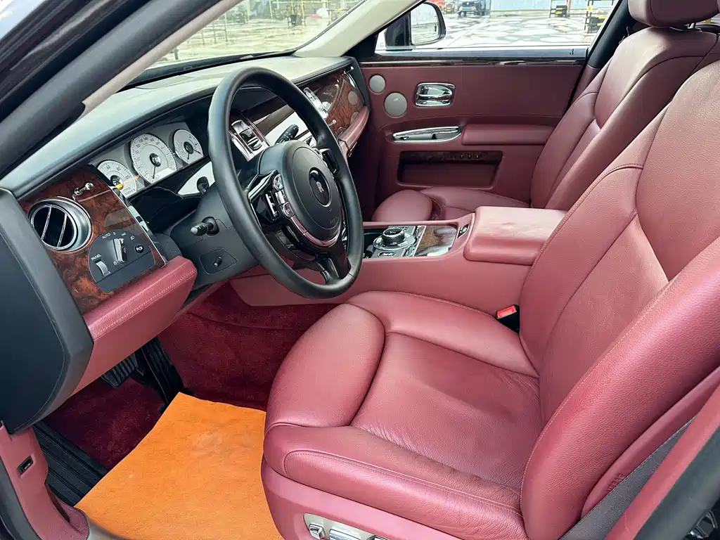 Rolls-Royce Ghost 2014 6.6T Black Badge 2016 - thumbnail 17