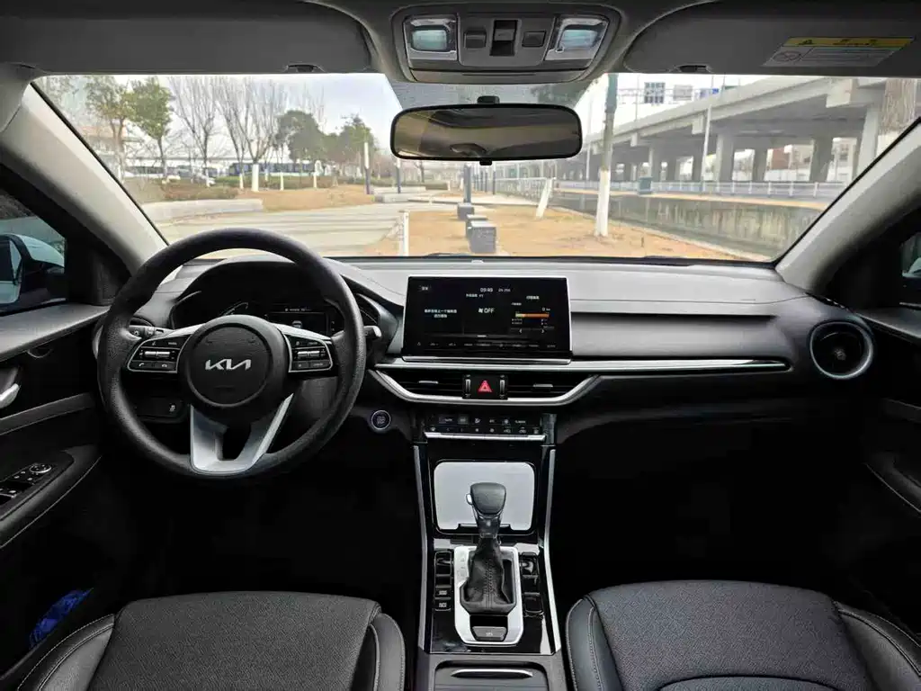 Kia Kia K3 2021 Facelift 1.5L CVT Fashion Edition 2022 - thumbnail 7
