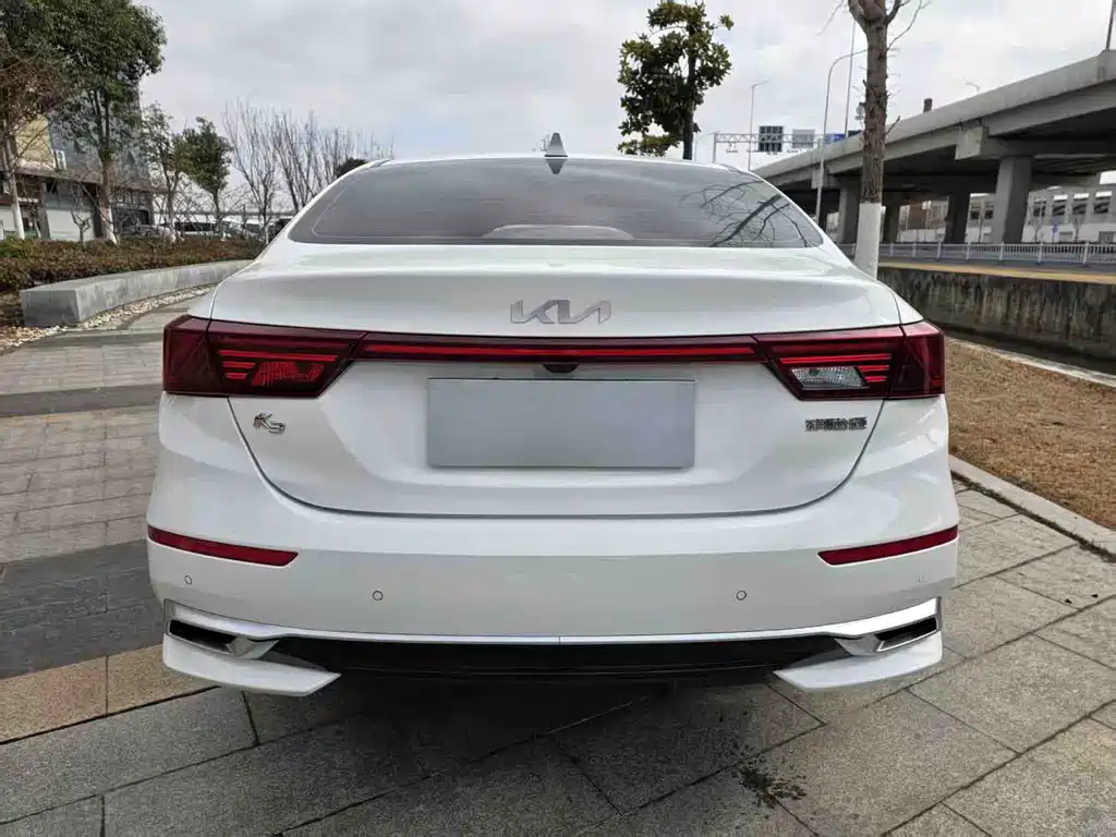 Kia Kia K3 2021 Facelift 1.5L CVT Fashion Edition 2022 - thumbnail 8