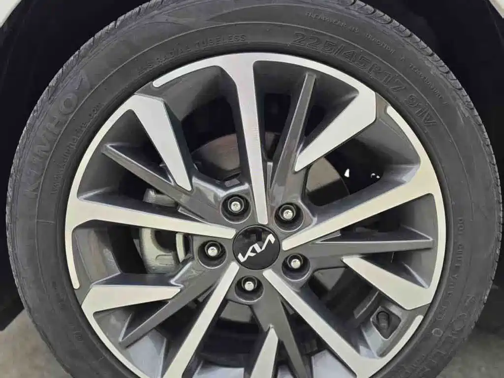 Kia Kia K3 2021 Facelift 1.5L CVT Fashion Edition 2022 - thumbnail 10