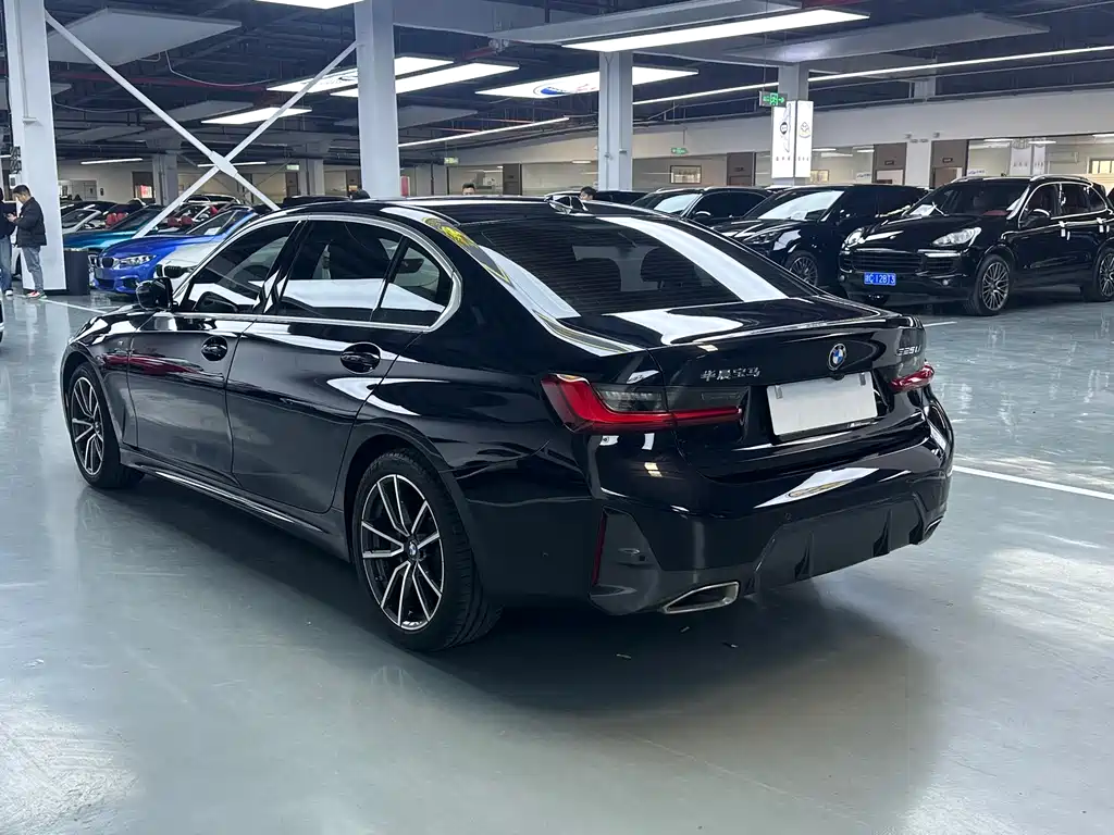 BMW BMW 3 Series 2024 325i M Sport Package 2024 - thumbnail 17