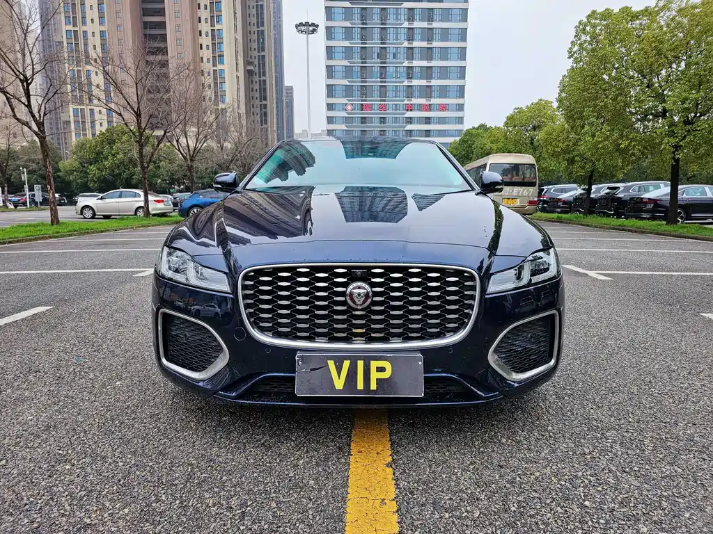 Jaguar Jaguar XFL 2021 XFL 2.0T P200 RWD Prestige Luxury Edition 2021 - thumbnail 2
