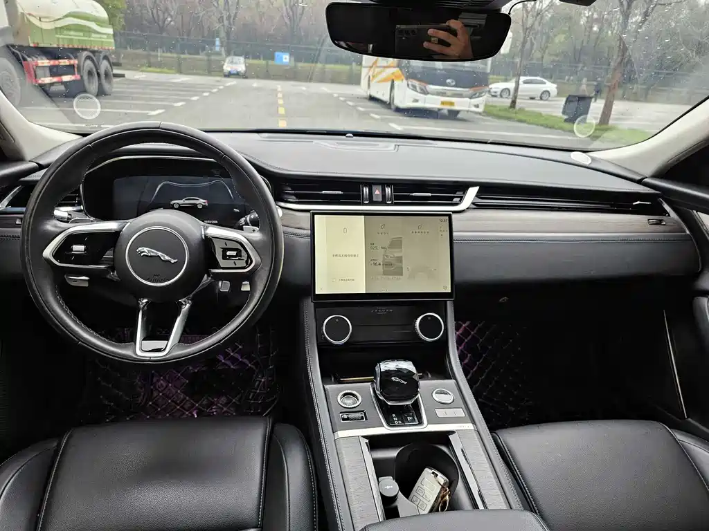 Jaguar Jaguar XFL 2021 XFL 2.0T P200 RWD Prestige Luxury Edition 2021 - thumbnail 6