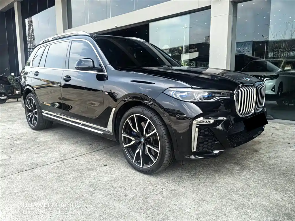 BMW BMW X7 xDrive40i M Sport Package Premium 2021 - thumbnail 2